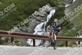 Foto #3545840 | 22-07-2023 10:38 | Passo Dello Stelvio - Curva di cascata BICICLETTA