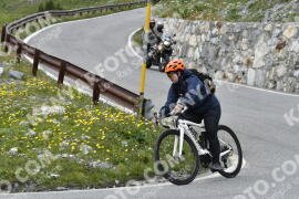 Photo #3563321 | 23-07-2023 15:15 | Passo Dello Stelvio - Waterfall curve BICYCLES