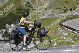 Photo #2730562 | 24-08-2022 12:39 | Passo Dello Stelvio - Waterfall curve BICYCLES