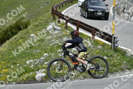 Photo #3154343 | 18-06-2023 12:48 | Passo Dello Stelvio - Waterfall curve BICYCLES