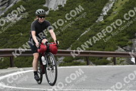 Photo #3200182 | 23-06-2023 12:01 | Passo Dello Stelvio - Waterfall curve BICYCLES