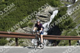Photo #3603118 | 28-07-2023 09:56 | Passo Dello Stelvio - Waterfall curve BICYCLES