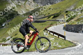 Foto #2484695 | 02-08-2022 10:30 | Passo Dello Stelvio - Waterfall Kehre BICYCLES