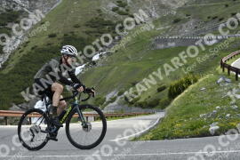 Photo #3123138 | 17-06-2023 09:12 | Passo Dello Stelvio - Waterfall curve BICYCLES
