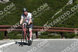 Photo #2175666 | 23-06-2022 10:00 | Passo Dello Stelvio - Waterfall BICYCLE riders