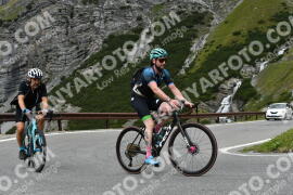 Photo #2462294 | 31-07-2022 10:45 | Passo Dello Stelvio - Waterfall curve BICYCLES