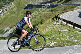 Photo #2397684 | 25-07-2022 09:48 | Passo Dello Stelvio - Waterfall curve BICYCLES
