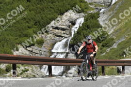 Foto #3816574 | 11-08-2023 10:47 | Passo Dello Stelvio - Waterfall Kehre BICYCLES