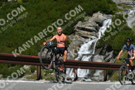 Photo #3966091 | 19-08-2023 11:44 | Passo Dello Stelvio - Waterfall curve BICYCLES