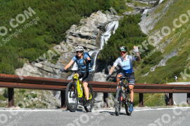 Photo #4026530 | 22-08-2023 10:41 | Passo Dello Stelvio - Waterfall curve BICYCLES
