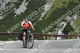 Photo #2360408 | 20-07-2022 10:51 | Passo Dello Stelvio - Waterfall curve BICYCLES