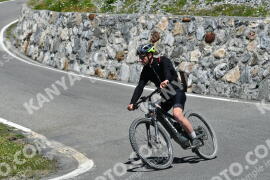 Photo #2336915 | 17-07-2022 13:06 | Passo Dello Stelvio - Waterfall curve BICYCLES