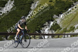 Photo #2721195 | 23-08-2022 14:18 | Passo Dello Stelvio - Waterfall curve BICYCLES