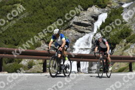 Photo #2082090 | 04-06-2022 10:59 | Passo Dello Stelvio - Waterfall curve BICYCLES