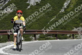 Fotó #3680360 | 31-07-2023 10:10 | Passo Dello Stelvio - Vízesés kanyar Bicajosok