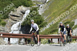 Photo #2542678 | 08-08-2022 10:17 | Passo Dello Stelvio - Waterfall curve BICYCLES