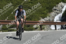 Photo #3225450 | 25-06-2023 09:49 | Passo Dello Stelvio - Waterfall curve BICYCLES