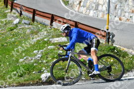 Photo #2220998 | 02-07-2022 16:30 | Passo Dello Stelvio - Waterfall curve BICYCLES
