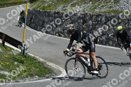 Photo #3239581 | 26-06-2023 11:48 | Passo Dello Stelvio - Waterfall curve BICYCLES