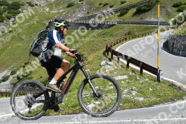 Photo #2412629 | 26-07-2022 10:45 | Passo Dello Stelvio - Waterfall curve BICYCLES