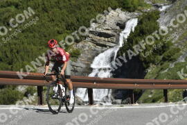 Photo #3359898 | 05-07-2023 09:58 | Passo Dello Stelvio - Waterfall curve BICYCLES