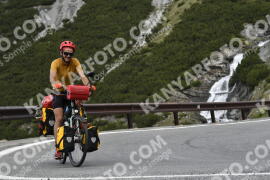 Fotó #2093285 | 05-06-2022 11:26 | Passo Dello Stelvio - Vízesés kanyar Bicajosok