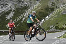 Foto #3110468 | 16-06-2023 10:24 | Passo Dello Stelvio - Waterfall Kehre BICYCLES