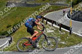 Photo #4019261 | 22-08-2023 11:05 | Passo Dello Stelvio - Waterfall curve BICYCLES