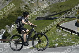 Photo #3226089 | 25-06-2023 10:26 | Passo Dello Stelvio - Waterfall curve BICYCLES