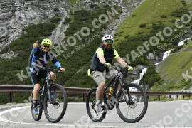Photo #3661373 | 30-07-2023 10:09 | Passo Dello Stelvio - Waterfall curve BICYCLES