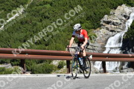 Photo #2295121 | 13-07-2022 10:13 | Passo Dello Stelvio - Waterfall curve BICYCLES