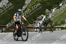 Photo #2176545 | 23-06-2022 11:44 | Passo Dello Stelvio - Waterfall curve BICYCLES