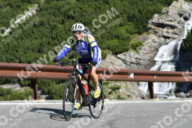 Photo #2306392 | 15-07-2022 09:48 | Passo Dello Stelvio - Waterfall curve BICYCLES