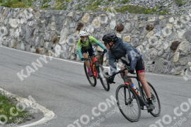 Photo #3255926 | 27-06-2023 12:53 | Passo Dello Stelvio - Waterfall curve BICYCLES