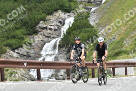 Photo #2436880 | 30-07-2022 09:57 | Passo Dello Stelvio - Waterfall curve BICYCLES