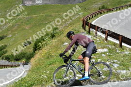 Photo #2417802 | 27-07-2022 11:40 | Passo Dello Stelvio - Waterfall curve BICYCLES