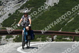 Photo #2369794 | 22-07-2022 11:46 | Passo Dello Stelvio - Waterfall curve BICYCLES