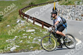 Photo #2400827 | 25-07-2022 13:06 | Passo Dello Stelvio - Waterfall curve BICYCLES