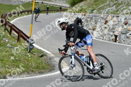 Photo #2308878 | 15-07-2022 13:36 | Passo Dello Stelvio - Waterfall curve BICYCLES