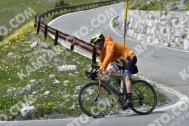 Photo #3286817 | 29-06-2023 15:22 | Passo Dello Stelvio - Waterfall curve BICYCLES
