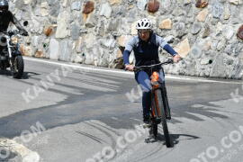 Photo #2271879 | 09-07-2022 14:23 | Passo Dello Stelvio - Waterfall curve BICYCLES