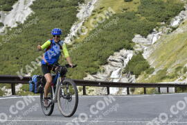 Photo #2784726 | 30-08-2022 12:14 | Passo Dello Stelvio - Waterfall curve BICYCLES