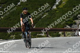 Photo #2701033 | 21-08-2022 13:33 | Passo Dello Stelvio - Waterfall curve BICYCLES