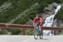 Photo #2209436 | 30-06-2022 13:07 | Passo Dello Stelvio - Waterfall curve