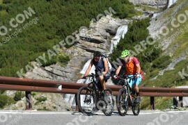 Photo #2622479 | 13-08-2022 10:32 | Passo Dello Stelvio - Waterfall curve BICYCLES