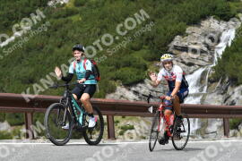 Photo #2682757 | 17-08-2022 12:09 | Passo Dello Stelvio - Waterfall curve BICYCLES