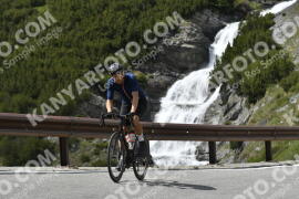 Photo #3105904 | 15-06-2023 15:18 | Passo Dello Stelvio - Waterfall curve BICYCLES
