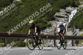 Photo #2742853 | 25-08-2022 13:08 | Passo Dello Stelvio - Waterfall curve BICYCLES
