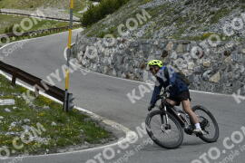 Photo #3153501 | 18-06-2023 12:40 | Passo Dello Stelvio - Waterfall curve BICYCLES