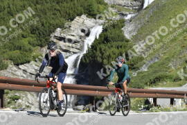 Photo #3540395 | 20-07-2023 09:59 | Passo Dello Stelvio - Waterfall curve BICYCLES